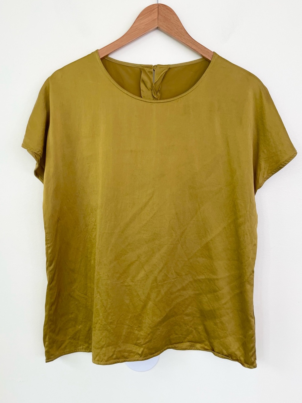 Vintage 100% Silk Chartreuse Crew Neck Short Sleeve Boxy Top M Medium